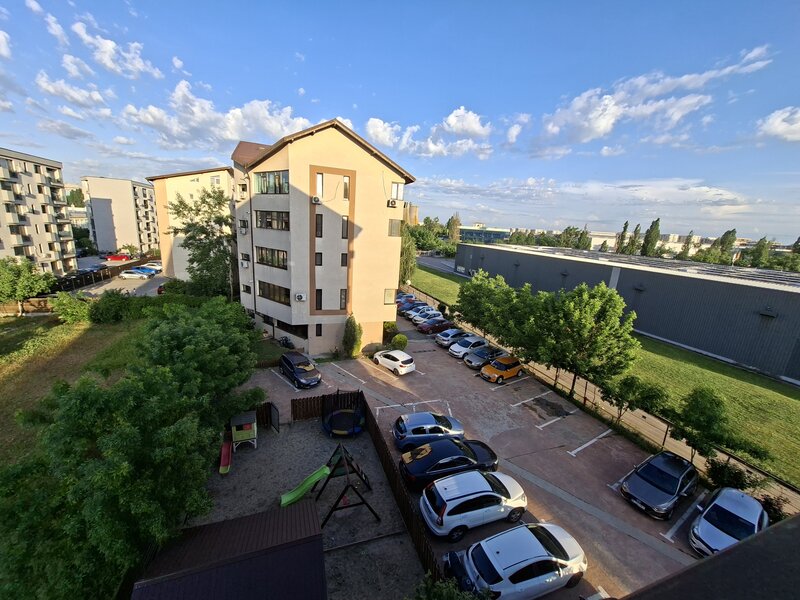 Berceni, Bd. Metalurgiei, proprietar vand ap. 2 cam. cu 2 locuri de parcare